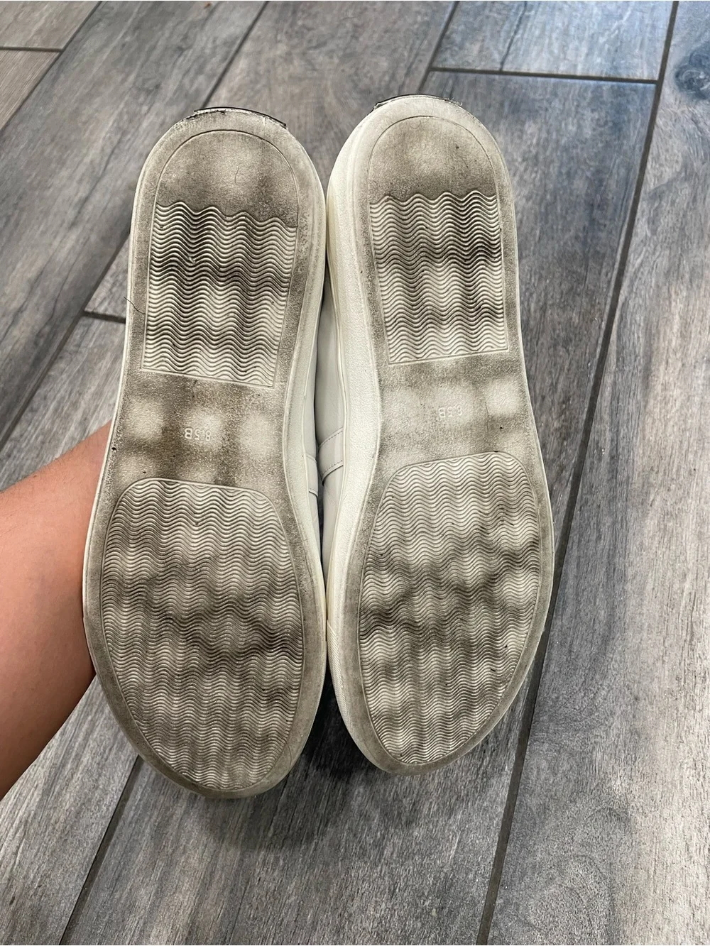 kate spade White Ruffle-Edge Slip-On Sneakers